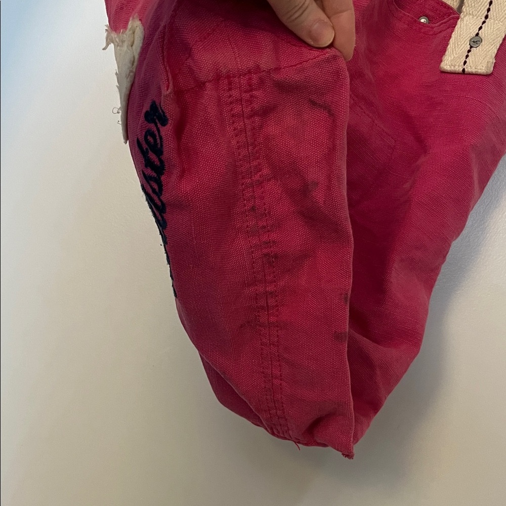 Hollister Vibrant Pink Tote with Cream Accents - Picture 3 of 6